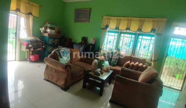Hook House for Quick Sale Cheap Below NJOP Price Taman Kencana West Jakarta