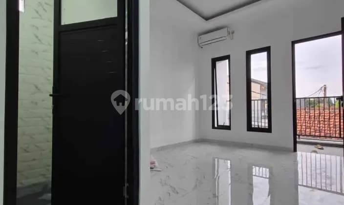Rumah Redy Siap Huni 2 Lantai Akses Dekat LRT Dijln Harjamukti Cimanggis Depok