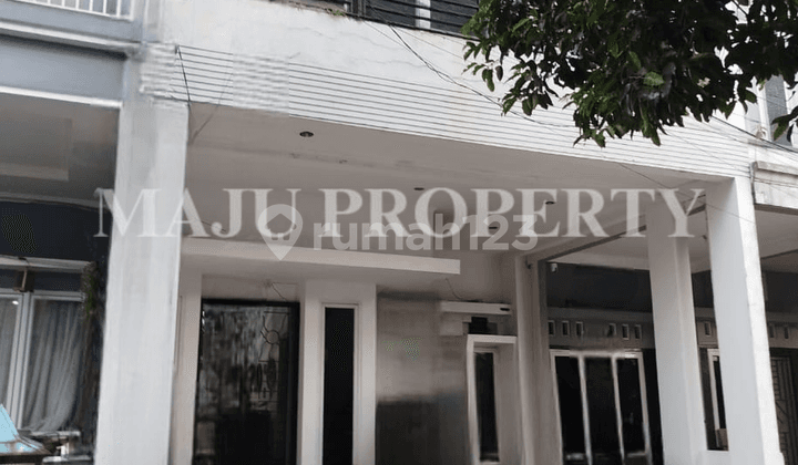 Rumah Bagus 2 Lantai di Cibubur Country