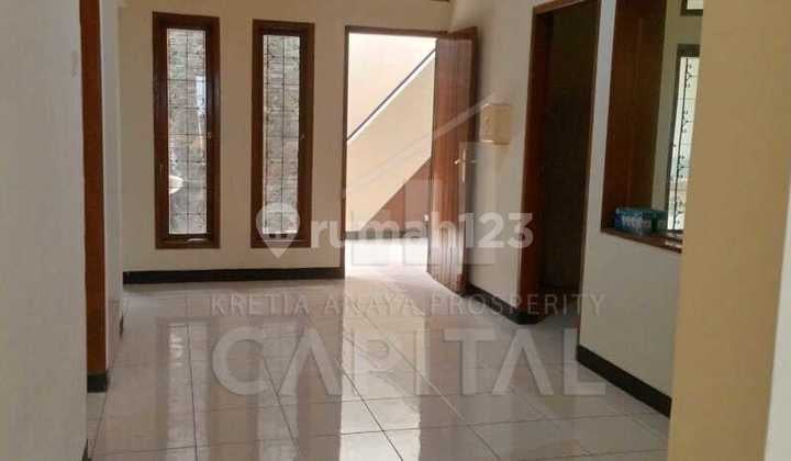 Rumah Baru Selesai Renovasi Siap Huni di Batu Indah Batununggal Bandung