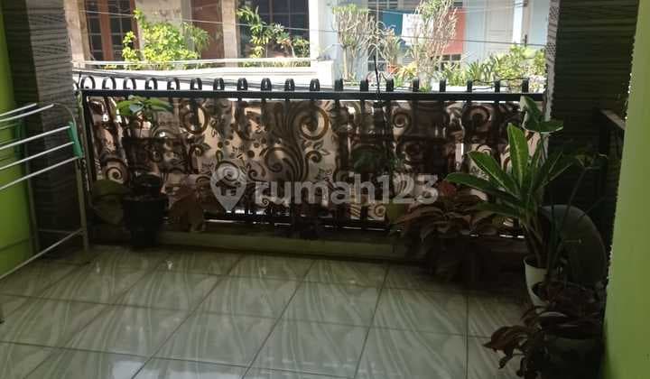 Rumah siap huni margacinta Bandung sangat strategis murah