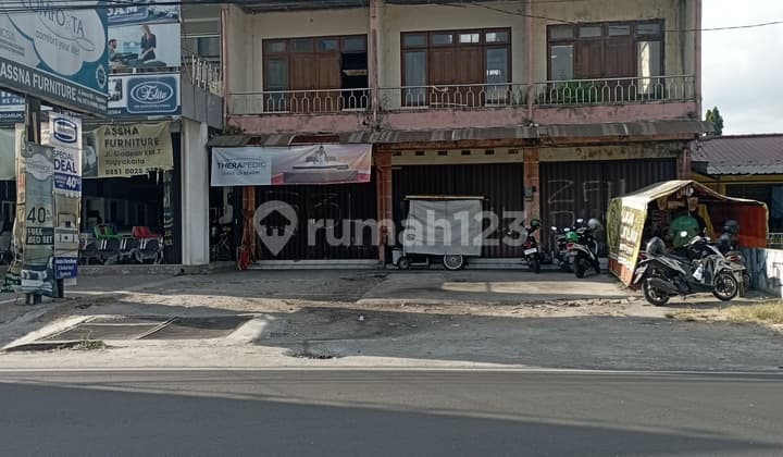 Ruko Gandeng 2 Lantai Di Jalan Godean Sleman Yogyakarta