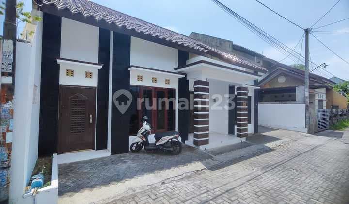 Rumah Dekat Manna Kampus Pelem Sewu Sewon Bantul