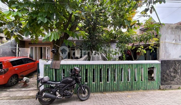 Rumah Strategis Dekat Jombor & Jl. Magelang Ideal untuk Hunian, Kos, atau Usaha Sinduadi, Mlati, Sleman