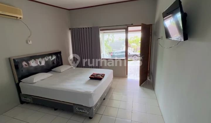 Peluang Investasi Hotel Aktif Strategis Tepat di Depan Objek Wisata Waduk Gajah Mungkur, Sendang, Wonogiri, Jawatengah