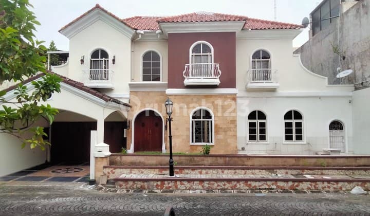 Rumah Mewah Di Casa Grande Dekat Upn, Ugm, Pakuwon Mall.