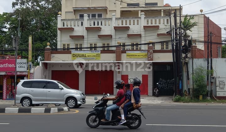 Ruko 3 Lantai Strategis Di Jl. Solo Km 12.9 Dekat Pintu Exit Tol