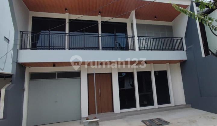 Modern Comfortable House Located in the Kurdish Complex