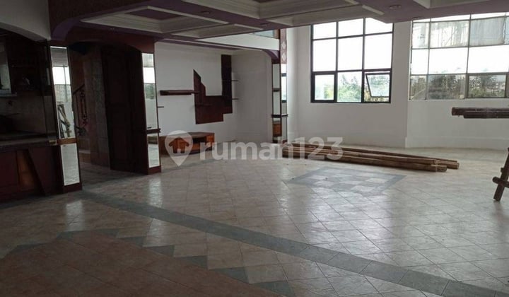 Dijual Cepat Gedung Kantor Daan Mogot Jakarta Barat