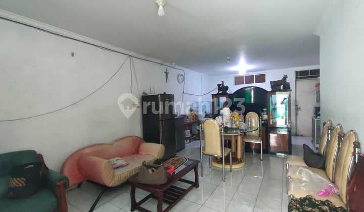 Jual Rumah Taman Palem Lestari 2 Lantai. Bebas Banjir. Cengkareng Jakarta Barat