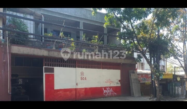 Jarang Ada Jual Rumah dan Tempat Usaha Mainroad Surya Sumantri Depan Maranatha