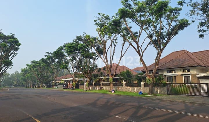 Rumah Cantik Bandung Tempo Doeloe Kbp Dijual Via Lelang Harga All In