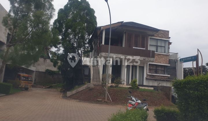 Di Jual Rumah 2 lantai MElalui LELANG AS IS di Perumahan Kebayoran Village jl.griya Taman 1x blok.H pondok Pucung Tangerang Selatan