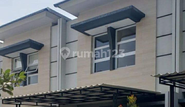 Di jual rumah 2 lantai dengan MEKANISME LELANG AS IS di Perumahan GREEN SERPONG BINTARO KEL.LENGKONG WETAN KEC.SERPONG