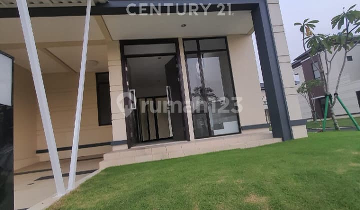 Rumah Full Furnished , Swancity Lavon 1, Tangerang
