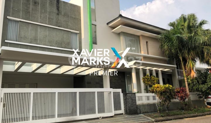 Rumah Mewah Plus Kolam Renang Pribadi Dekat UB dan Raya Suhat