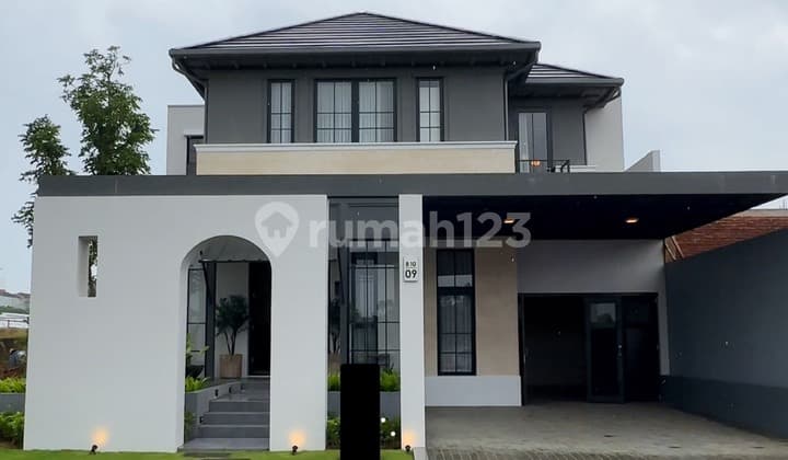 Rumah Sultan Mewah Full Furnish Di Area Elite Tidar Malang