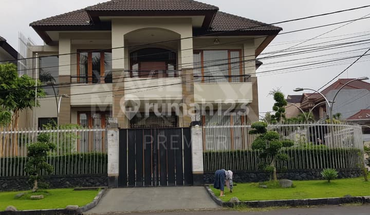Rumah Mewah Di Boulevard Bukit Dieng Mlg Full Furnish Siap Huni