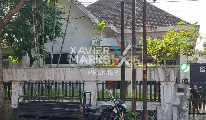 Affordable Spacious House in the Center of Malang City, Suitable for All Types of Businesses