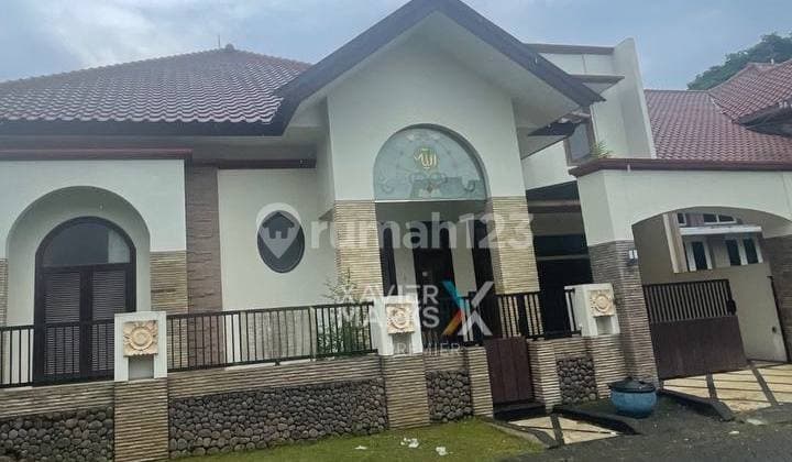 Beautiful Hook House in Permata Jingga Suhat, Strategic Location Near Ub