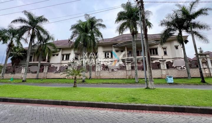 Rumah Mewah Di Main Road Boulevard Araya Malang Siap Huni