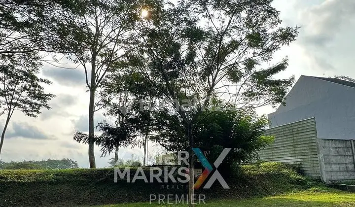 Rare Land Plot with Golf Course View on Main Road Araya Malang