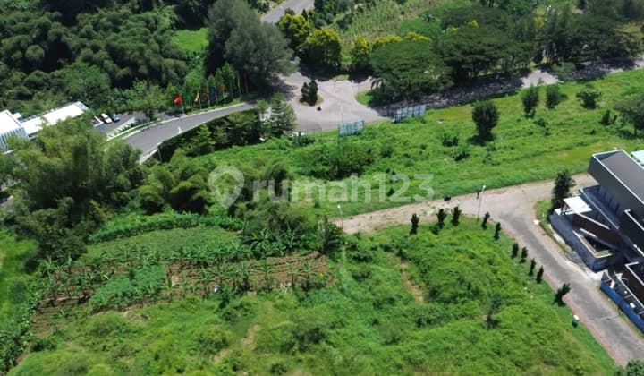 Langka Tanah View Kota Malang di Villa Puncak Tida