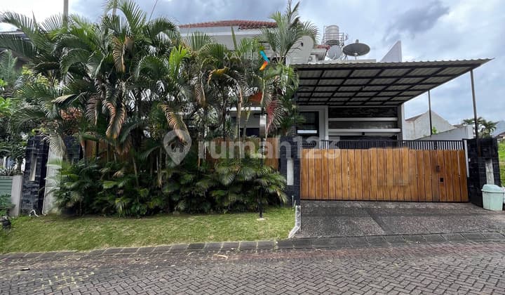 Luxurious on Boulevard, Elite Housing Villa Puncak Tidar, Fully Furnished