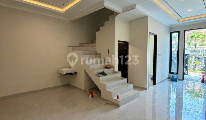 Rumah Manyar Tirtoyoso Surabaya Murah Nat.a007
