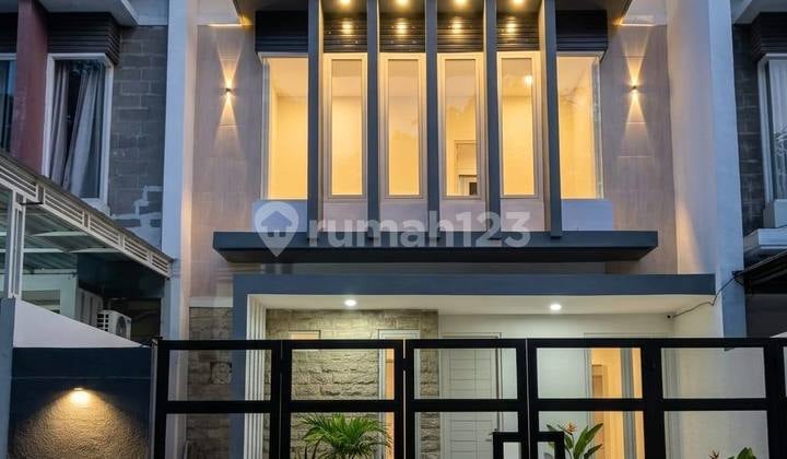 Rumah Grand Semanggi Surabaya Murah Nat.a020