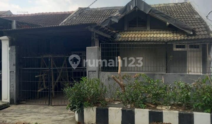 Rumah Raya Wiguna Surabaya Murah Nat.a015