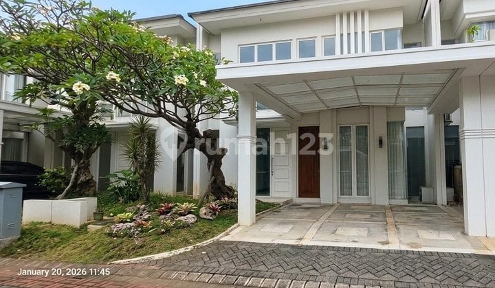 Rumah Grand Pakuwon Victoria Surabaya Murah Nat.a010