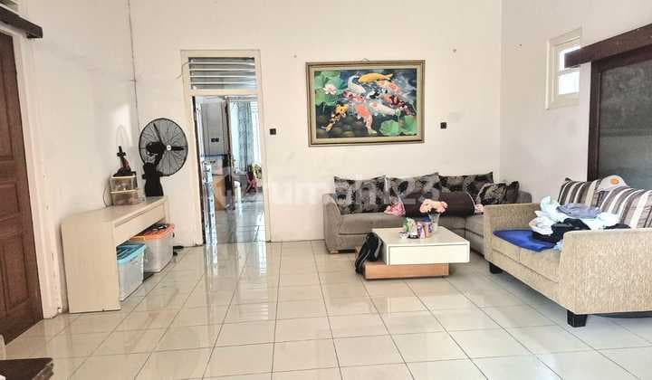 Jual Rm Lokasi Premium Di Jatinegara. Bisa Utk Bisnis.