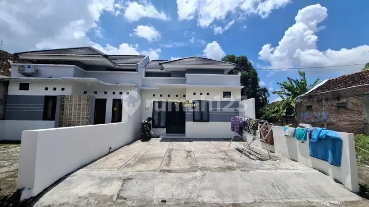 Rumah Minimalis Modern Dekat Kampus Isi Jogja, Sewon