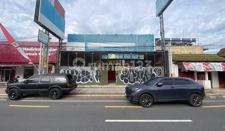 TEMPAT USAHA LUAS, PARKIRAN LUAS DAN STRATEGIS DI GEDONG KUNING