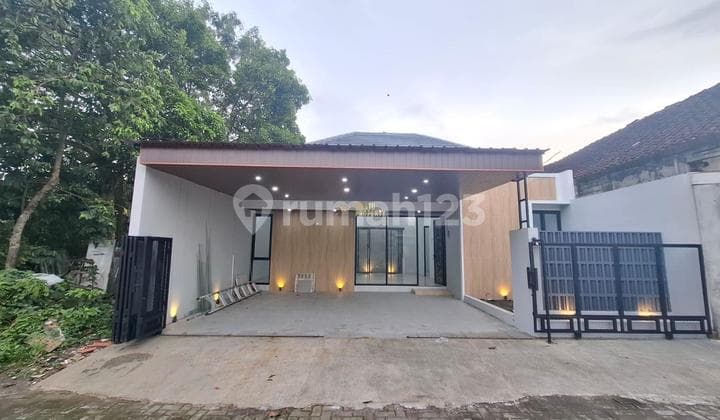 Rumah Siap Huni Design Modern Dekat Maguwoharjo, Sleman