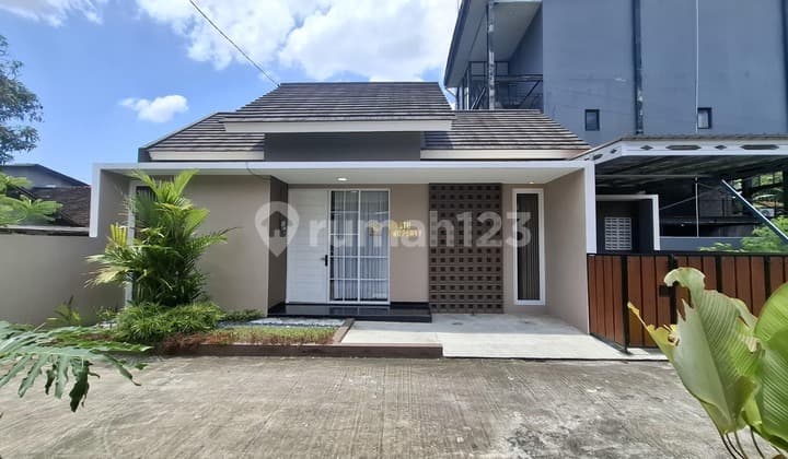 Rumah Siap Huni Dekat Jalan Raya Kadisoka di Purwomartani