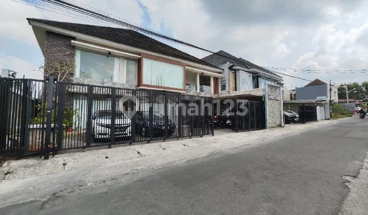 KOST SUPER PREMIUM FULL PENGHUNI LOKASI RING 1 KAMPUS UII JAKAL