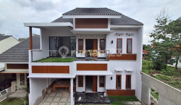 RUMAH MODERN SIAP HUNI DALAM CLUSTER DEKAT CANDI SAMBISARI KALASAN