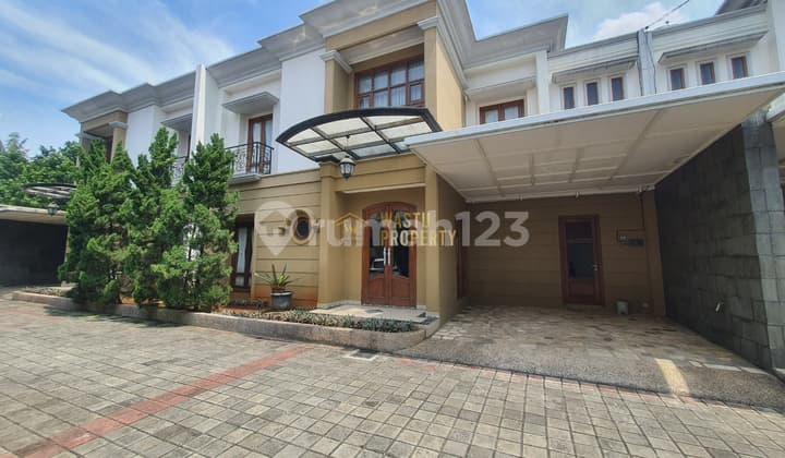 Rumah Mewah Siap Huni di Lenteng Agung, Jakarta Selatan