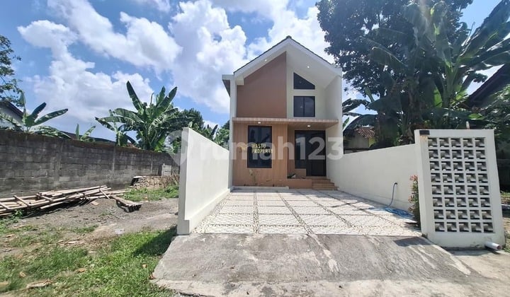 Rumah Baru Siap Huni Tanah Luas Dekat Desa Wisata Kulit Manding