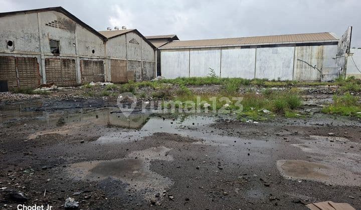 Land Suitable for Warehouse Construction in Pantai Indah Dadap, Tangerang