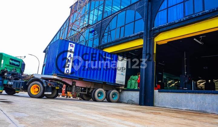 Quick Sale Nice Large Warehouse in Kedaung Kali Angke, West Jakarta
