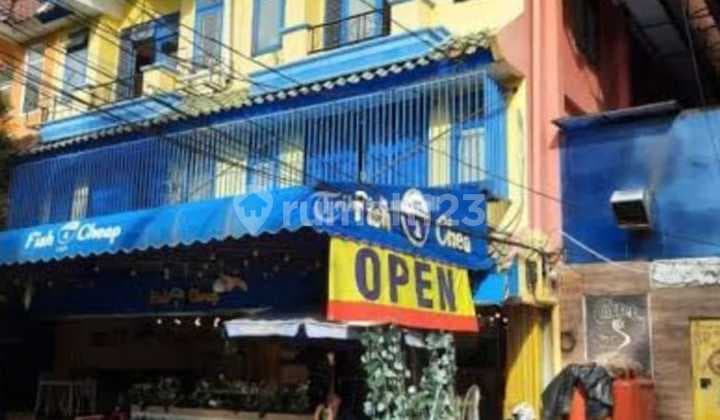 Sell 4 Adjacent Greenville Maisonette Shophouses, 2 Units Hook, West Jakarta