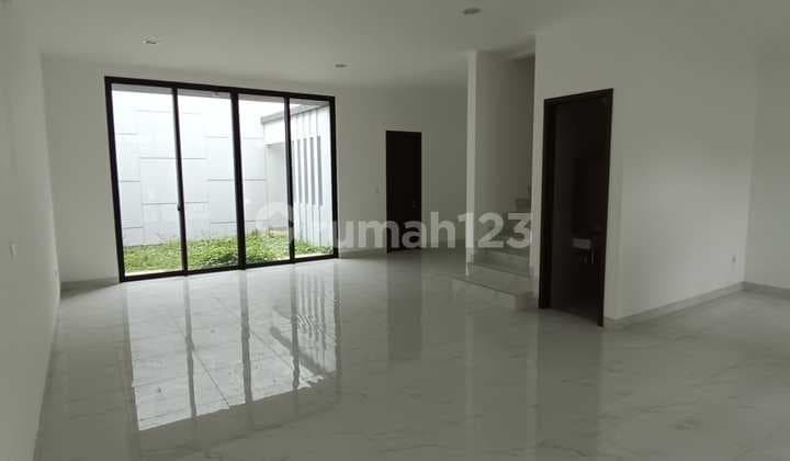 di sewa rumah hunian Permata hijau residence 8x20m PIK 2