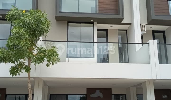 disewaka rumah osaka residence 5 x 10m PIK 2
