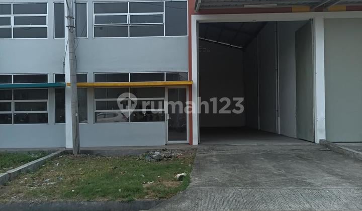 disewakan pergudangan kamal bisnis centre 10x12m kamal