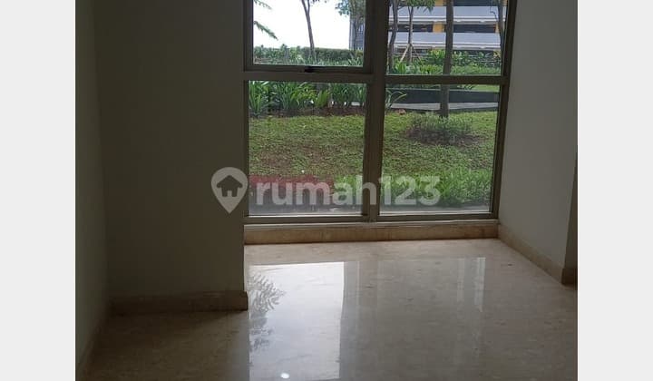 For quick sale: Gold Coast 1BR Apartment in PIK