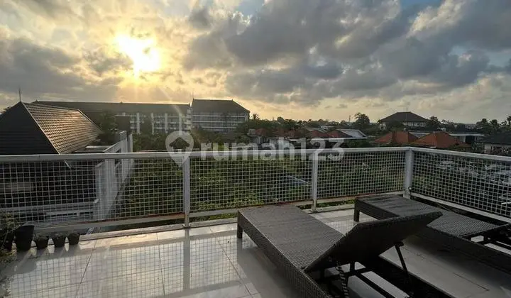 6 Bedroom Villa 4 Floors and Rooftop in Seminyak