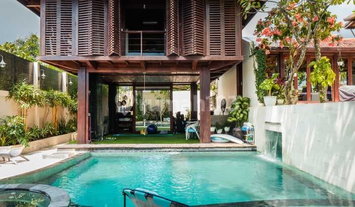 Villa Besar Cantik Nyaman Di Umalas Siap Huni